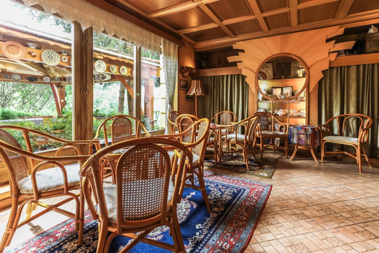 Bed & Breakfast Bagolyvar Panzio Pecs